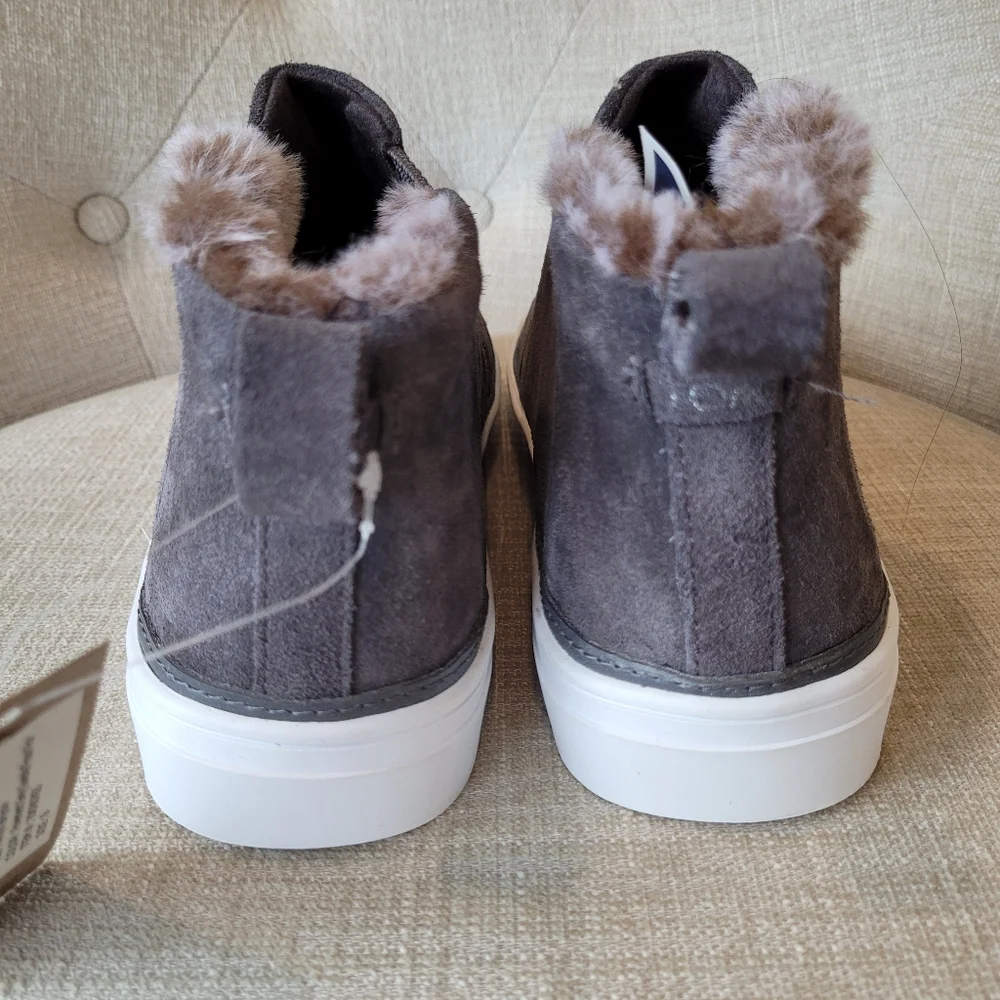 TOMS Shoes Women's High Top Sneaker Gray Suede Fur Trim Pull On Size…NEW